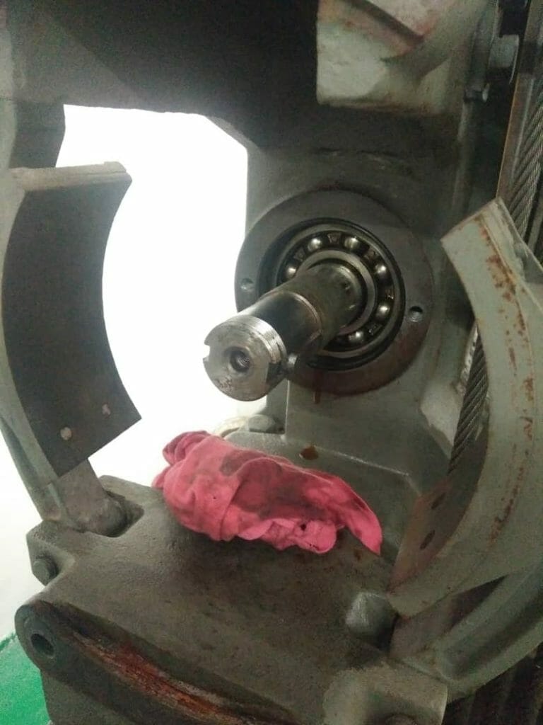 machine drum bearing replacement